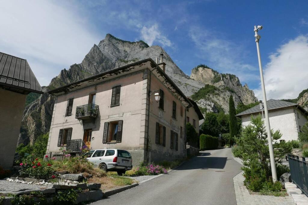 Joli Appartement Confortable Renove Style Cosy Saint-Martin-de-la-Porte Экстерьер фото